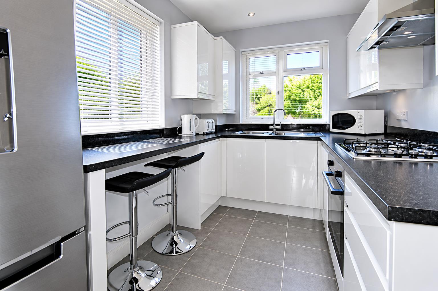 Daws Lane, Mill Hill